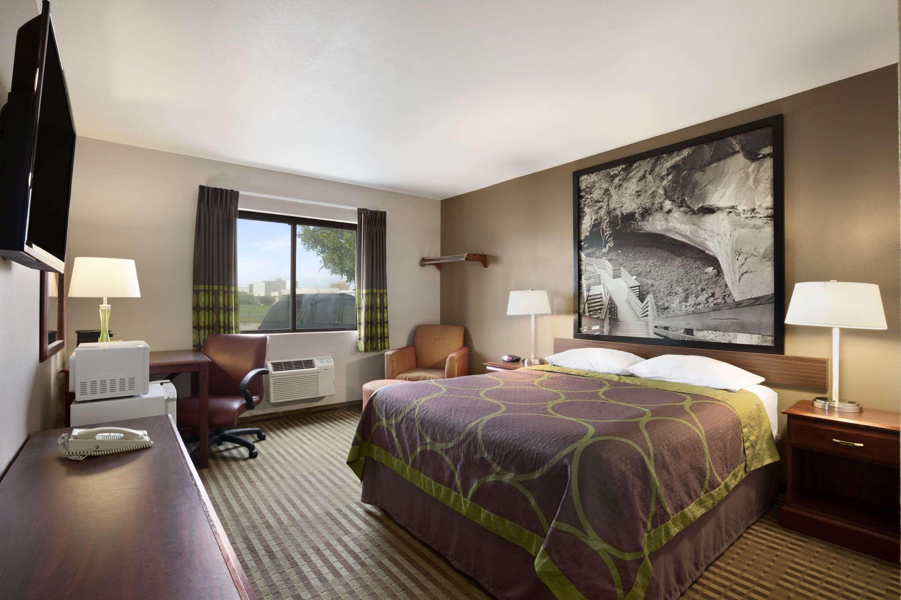 Super 8 By Wyndham Fremont Ne Motel Luaran gambar