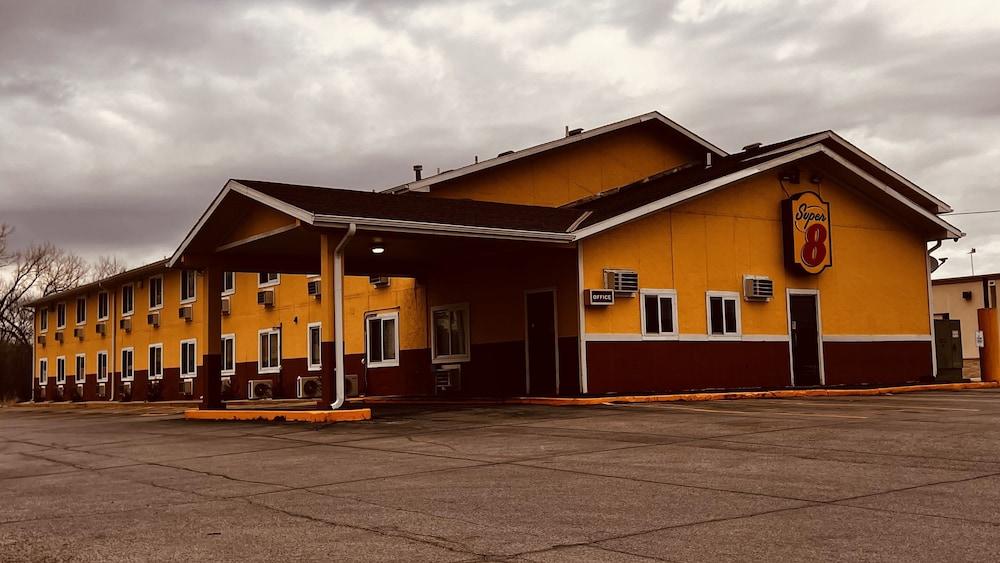 Super 8 By Wyndham Fremont Ne Motel Luaran gambar