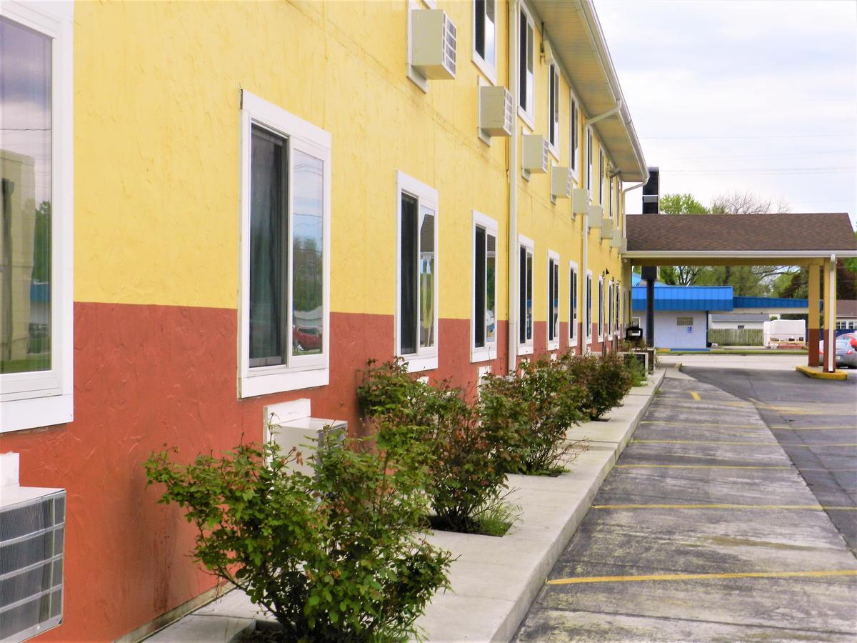 Super 8 By Wyndham Fremont Ne Motel Luaran gambar